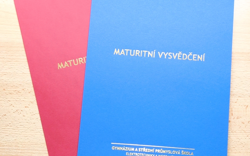 Předávání maturitního vysvědčení